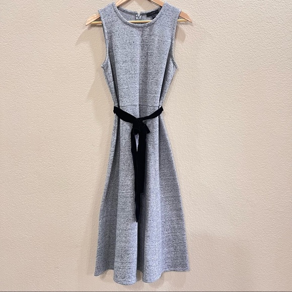 Women's J. Crew Gray Sleeveless Thick Knit Velvet Belted A Line Midi Dress Sz 6 - Picture 1 of 13